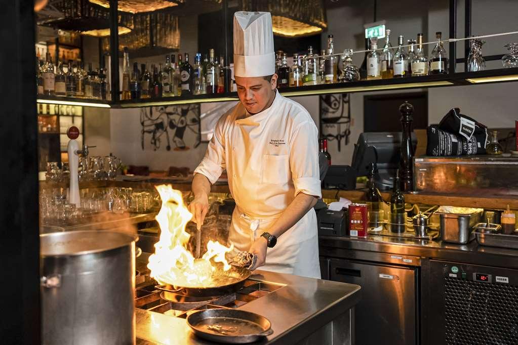 Kempinski Mall Of The Emirates, 5*